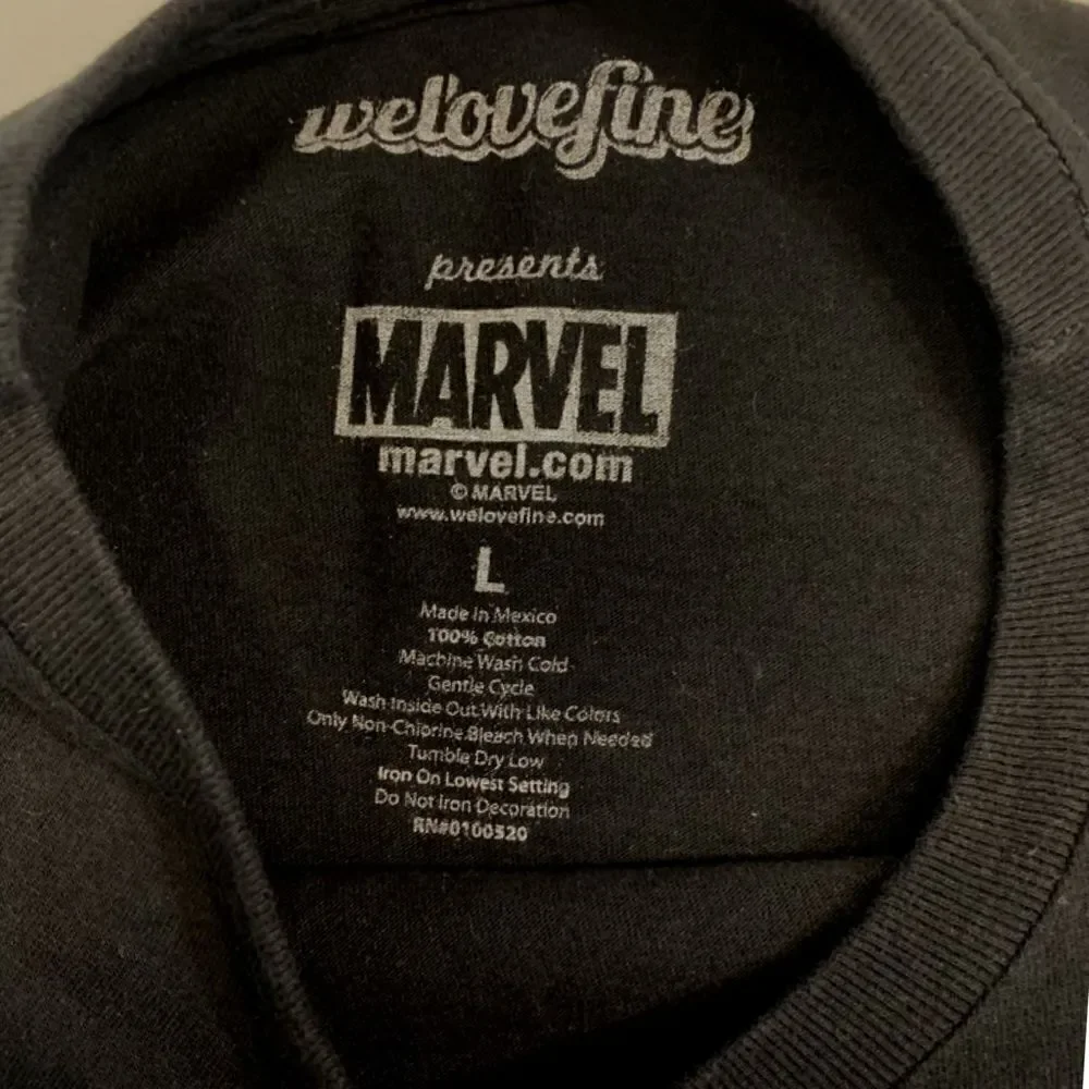 marvel short sleeve T-shirt size M